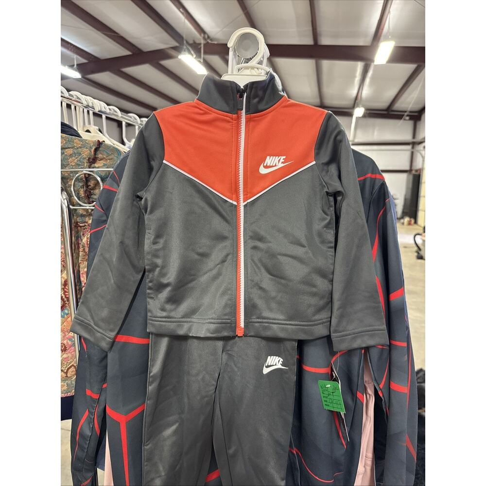 NWT Nike Toddler Track Suit Windpants Zip up Jacket Grey Red Embroidered 2T New